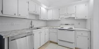 1300 NE Miami Gardens Dr Gallery 7