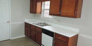 3881 Crest Drive Gallery 23