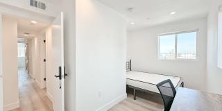 TL 1361 W 35th St - Co-Living TL 1361 W 35th St - Co-Living Gallery 22