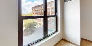 225 Centre Gallery 5