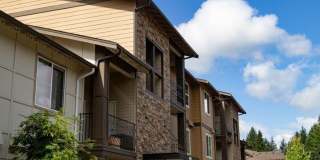 2 Bedroom 1 Bath 957 sq ft Gallery 211