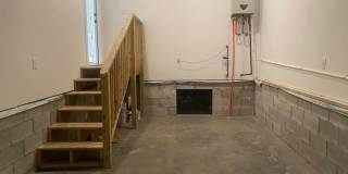 709 Tral Street Gallery 38