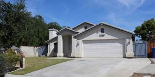 North West Home with Solar and Pool for Rent Gallery 1