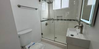 1215 Granville Ave. Gallery 23