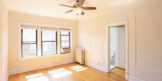 5419 South Harper Gallery 1