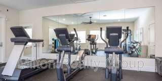 250 Grove Circle Gallery 23