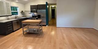 East Asheville - Contemporary Bungalow Gallery 7