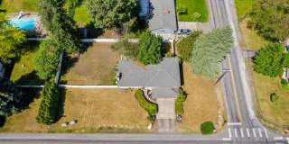 Spacious 3BR + Bonus Tri-Level in Spokane Valley - Fireplace, Corner Lot & Garage Gallery 34
