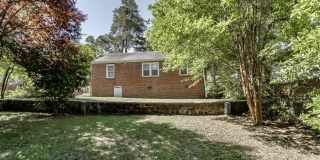 2709 Hazel St Gallery 21