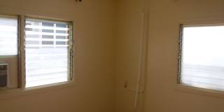 Kahala Hts Cottage 2 / 1 / garage Gallery 13