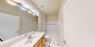 3Bedroom/2full+2Half Baths - Garage Townhouse in King Farm! Gallery 11