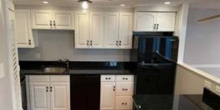 1BR in Georgetown East Village WITH PARKING!!! Gallery 10