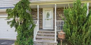 7 Linden Avenue Gallery 5