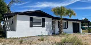 2 Bed/1 Bath Single-family Home-- AVAILABLE NOW! Gallery 6