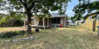 Room in 2 Bedroom Home at Avant Ave Gallery 30