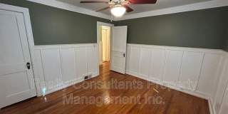 2461 Lyndhurst Avenue Gallery 85