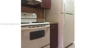 7423 SW 152nd Ave Gallery 10