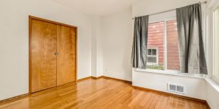 1 Bedroom Apartment Next To Cal Anderson Park! *Utilities and Garage Parking Included!* Gallery 11