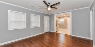 306 Plymouth Avenue Gallery 5
