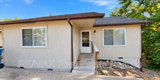 210 White Oak Dr NE Gallery 1