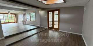 810 Saint Anthony Lane Gallery 9