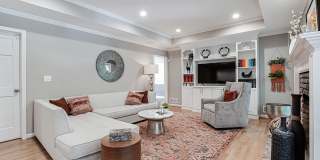 485 Riverside Parkway Gallery 21