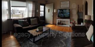 1820 E Avenue B Gallery 1