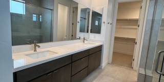 BRAND NEW HOME IN ALORAVITA IN PEORIA Gallery 29