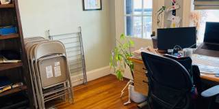 2Br/1Bth apartment! Great Location! Very spacious, lots of light! Gallery 11