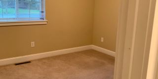 3 Bedroom | 2 Bathroom Single-Family Home Gallery 28