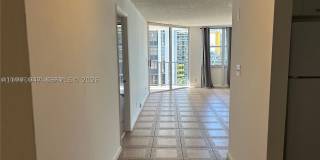 1915 Brickell Ave Gallery 15
