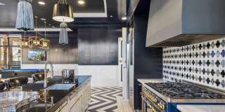 Altitude Sixteen 75 Gallery 8