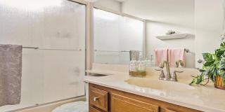 2319 E LOMA VISTA Drive Gallery 6