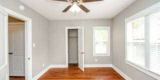 2606 East 7th Street Gallery 7