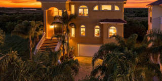 Luxury 4BD/5BTH Custom Home with Panoramic Gulf Views! Gallery 1