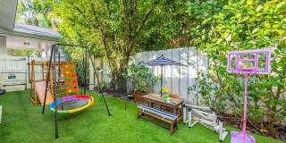 71 NE 46th St Gallery 27