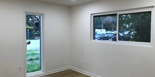 GLENOAKS Gallery 34