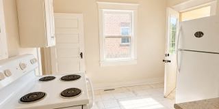 3 Bedroom 1.5 Bathroom HOUSE Gallery 4