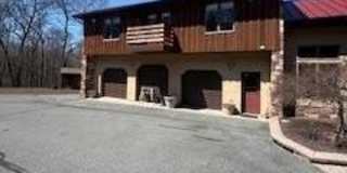 700-R HUNTERS Road unit: Apartment A Gallery 1