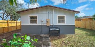 841 NW 15th Ter Gallery 33