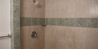 320 Harry Avenue S Gallery 13