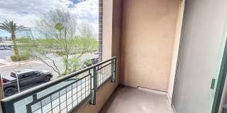 Charming 2BR Townhome in Phoenix Gallery 13