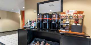 Livermore - Airway Blvd. Gallery 18