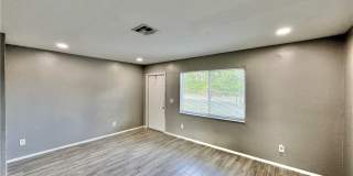 142 Harry Avenue S Gallery 2