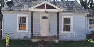 211 W 10th St Gallery 1