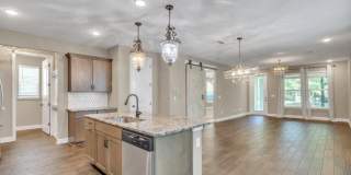230 VISTA LAKE Circle 230 VISTA LAKE Circle Gallery 5