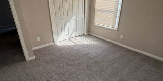 Charming 3-Bedroom Property in Prime Location Gallery 21