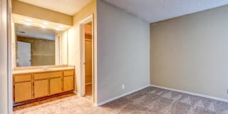 OakStone Apartment Homes Gallery 9