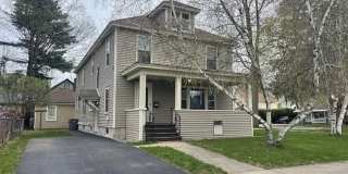 700 Elm Street Gallery 1