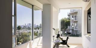 7866 Fareholm Dr Gallery 20